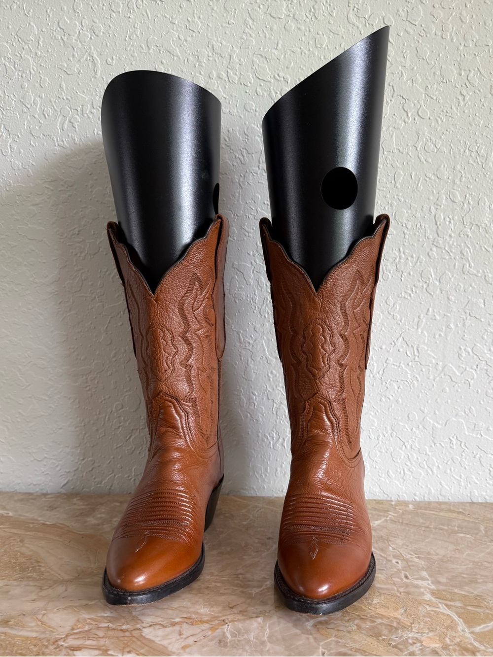 Vintage LUCCHESE 2000 Leather Western Cowboy Boots - Picture 2 of 16